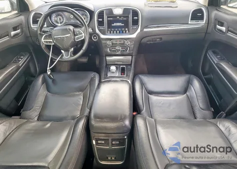 2018 Chrysler 300 Touring из США, поврежденный, VIN 2C3CCARGXJH324701